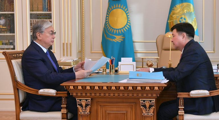 Глава государства принял Председателя Верховного суда Жакипа Асанова