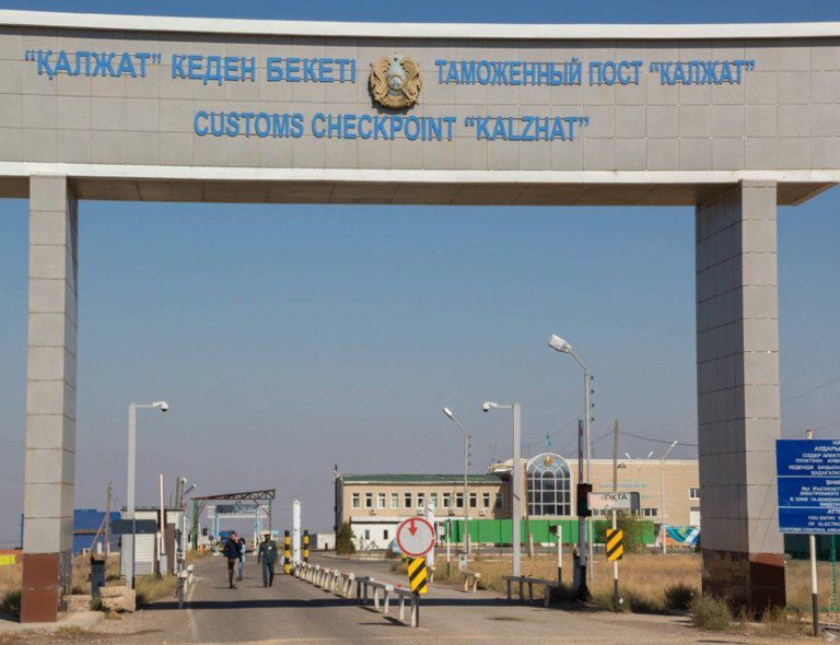 С первой декады января 2023 года китайская сторона снимает ранее введенные ограничительные и карантинные меры на казахстанко-китайском участке госграницы