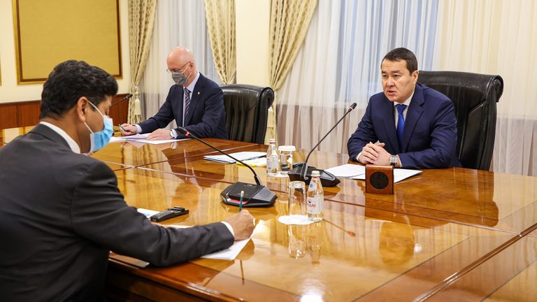 Вопросы проведения комплексной проверки «АрселорМиттал Темиртау» обсуждены в Правительстве