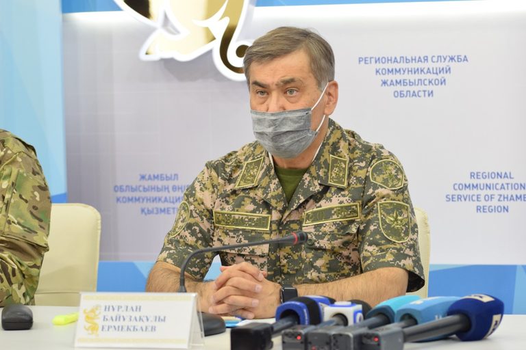 Инженерные боеприпасы при взрыве не разлетаются на большие расстояния, основным поражающим фактором может быть ударная волна – министр обороны