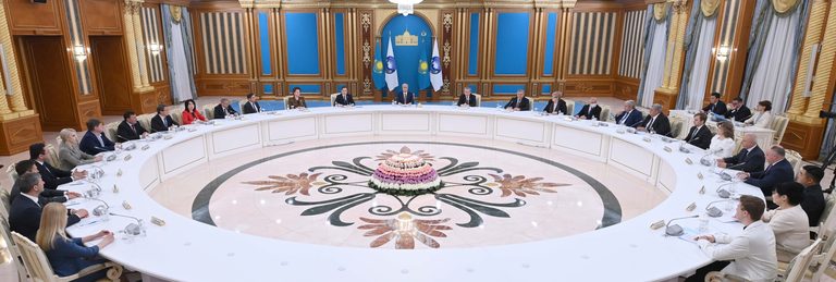 К.Токаев: Конституционная реформа страны вошла в практическую фазу
