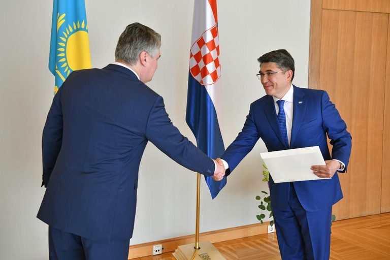 Верительные грамоты вручены Президенту Хорватии
