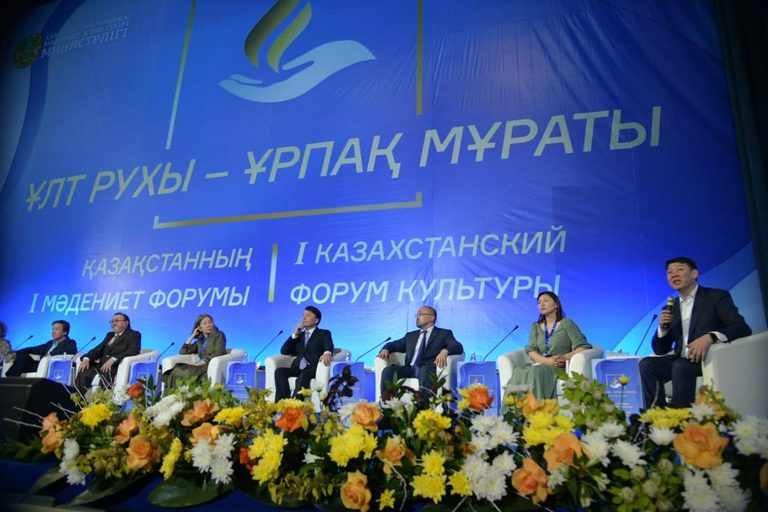 Перемены в жизни страны – это испытание нашего общества на прочность - Д. Абаев о референдуме