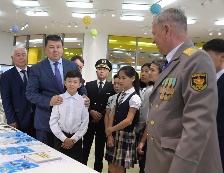 В Талдыкоргане открыли школу юных пилотов