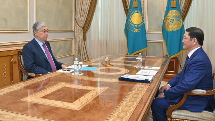 Касым-Жомарт Токаев принял Генерального прокурора Берика Асылова