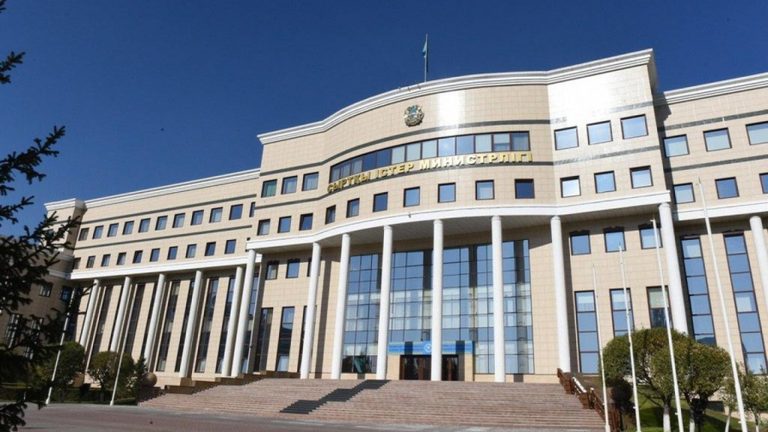 11 350 казахстанцев, находящихся за рубежом, могут проголосовать на референдуме - МИД