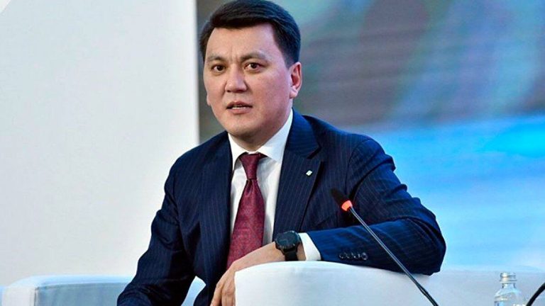 Общественная консолидация вышла на новый уровень - Ерлан Карин об итогах референдума
