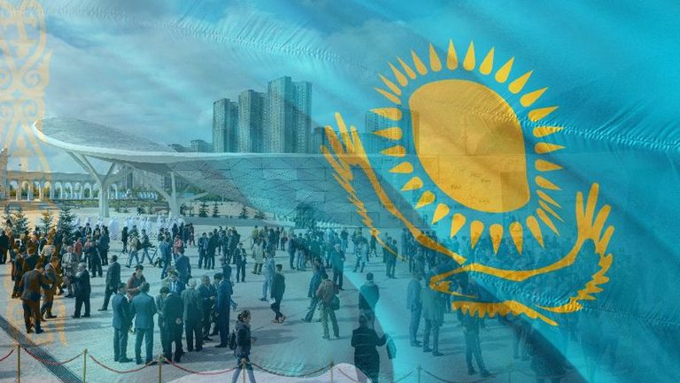 Соцопрос: большая часть казахстанцев удовлетворена результатом референдума
