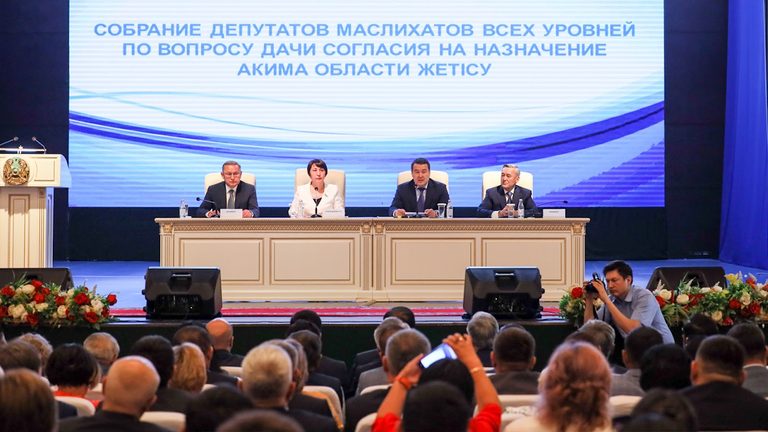 Премьер-Министр озвучил приоритетные задачи перед руководством области Жетісу