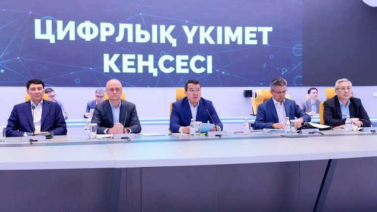 «Зарабатывают экстра-маржу» – Алихан Смаилов дал поручения по обеспечению сахаром