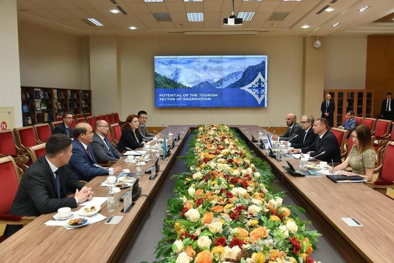 МКС РК: Рассматривается вопрос запуска прямого авиасообщения между Казахстаном и Израилем