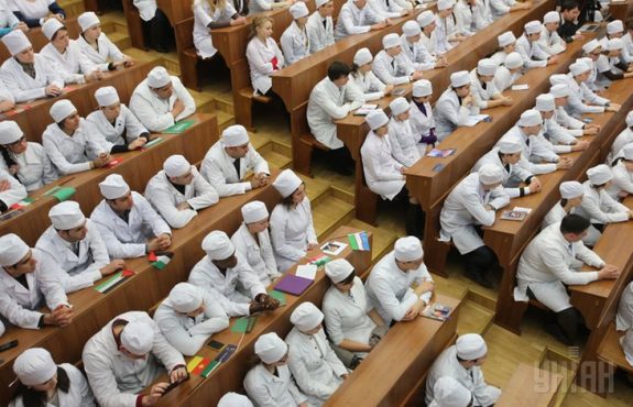 Правила отбора претендентов на стипендию «Болашак» для медиков будут улучшены
