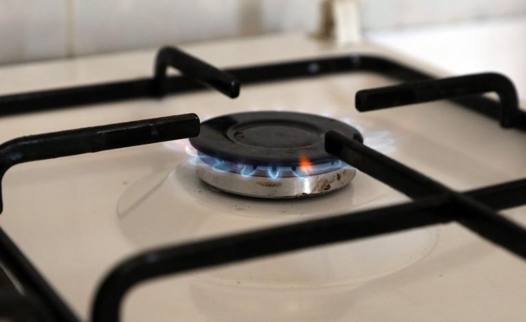 К 2025 году жамбылцы будут обеспечены питьевой водой и природным газом на 100% - аким Жамбылской области