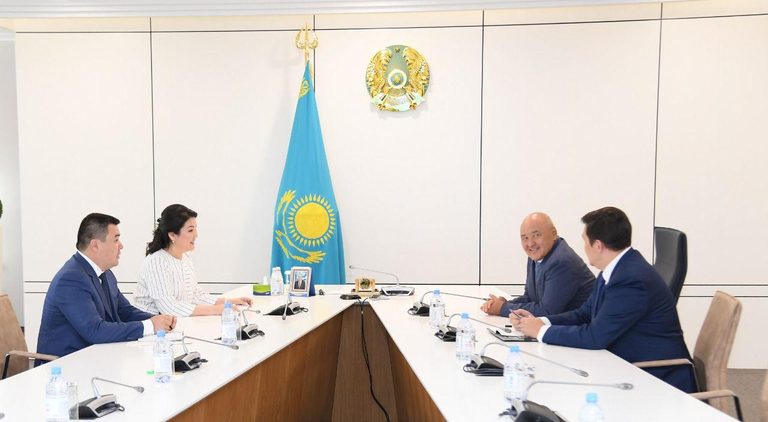 Минздрав планирует повысить статусы районных и межрайонных больниц, сделав доступным спецмедпомощь