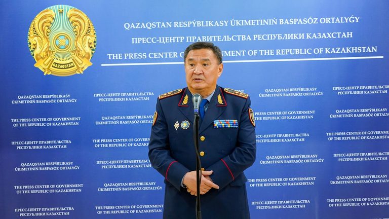 Назрела необходимость изменения акцентов с репрессивной направленности на реабилитационную — М. Ахметжанов