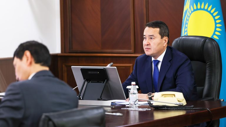 Алихан Смаилов: Правительство продолжит работу по цифровой трансформации экономики