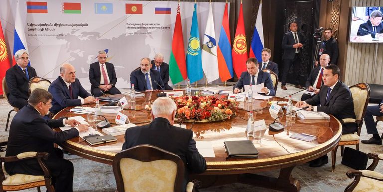 Премьер-Министр РК прибыл с рабочим визитом в Ереван
