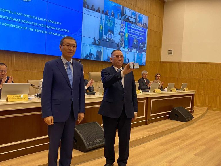 Нурлан Ауесбаев зарегистрирован кандидатом в президенты РК
