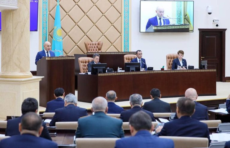 Сенат одобрил размеры трансферта из Нацфонда на ближайшие три года