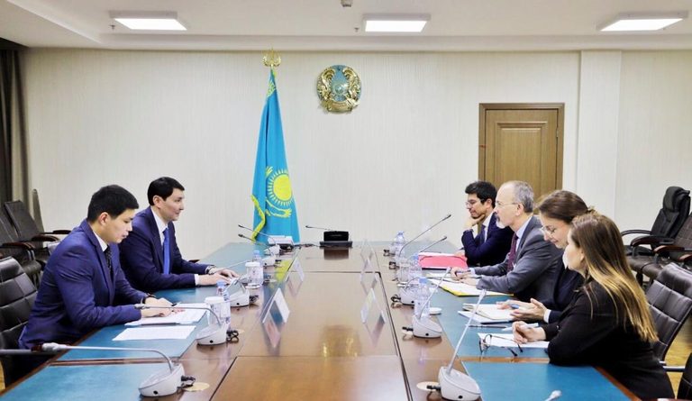 Казахстан и ОЭСР укрепляют сотрудничество