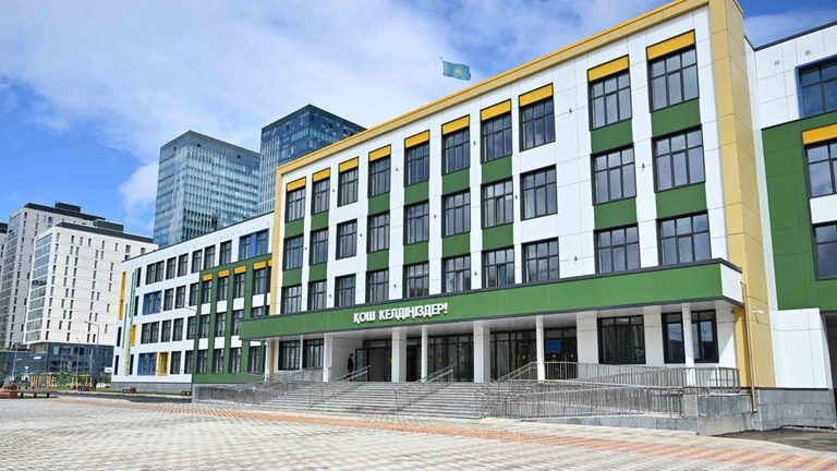 Новый учебный год: в Казахстане открылись 57 новых школ